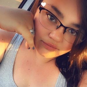 Meet your Posher, Brandi